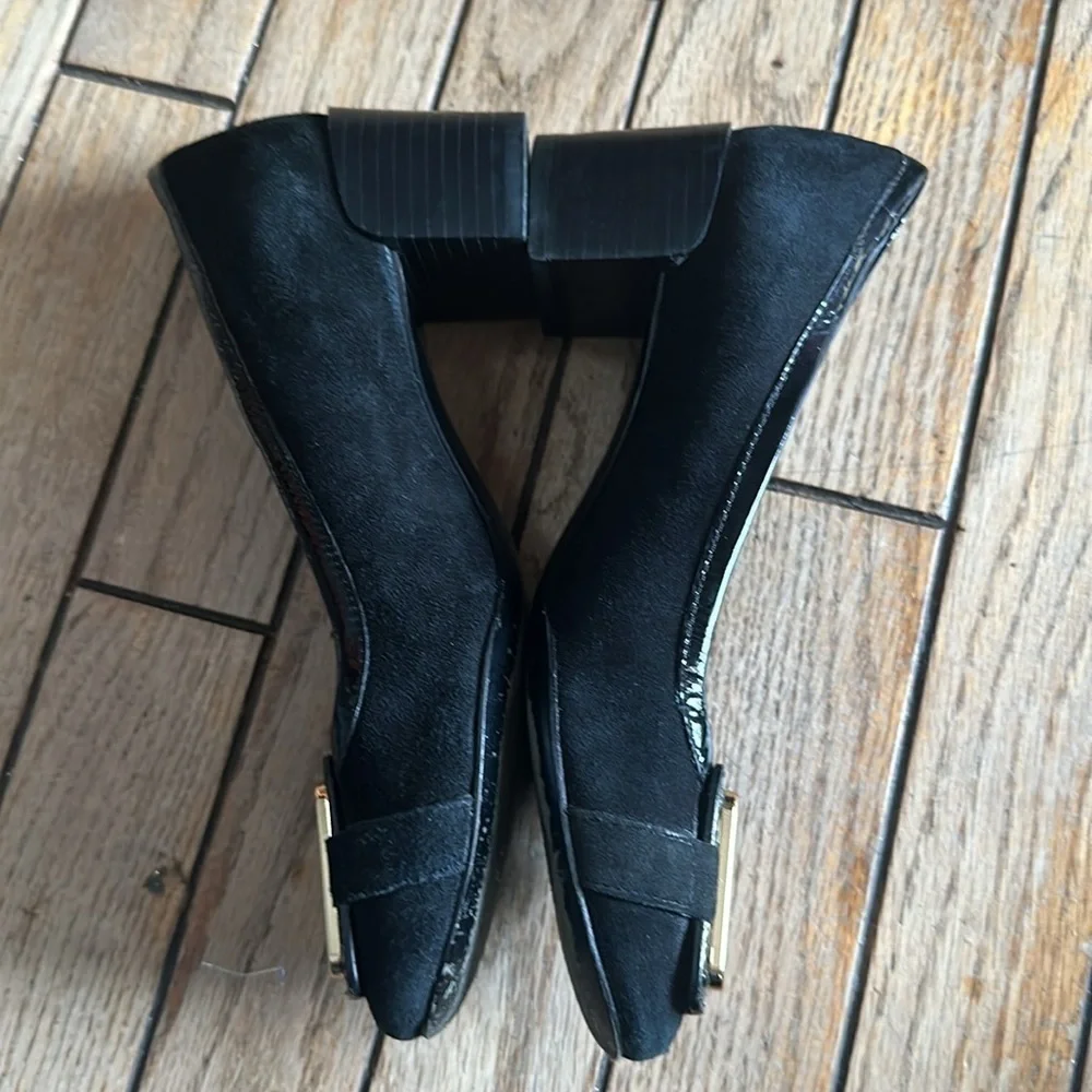Tory Burch Julian Suede Chunky Block Heel Pumps in Black Size 6